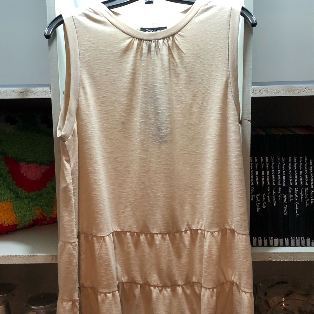 Papillon Blanc Cream Tiered Sleeveless Tank Top